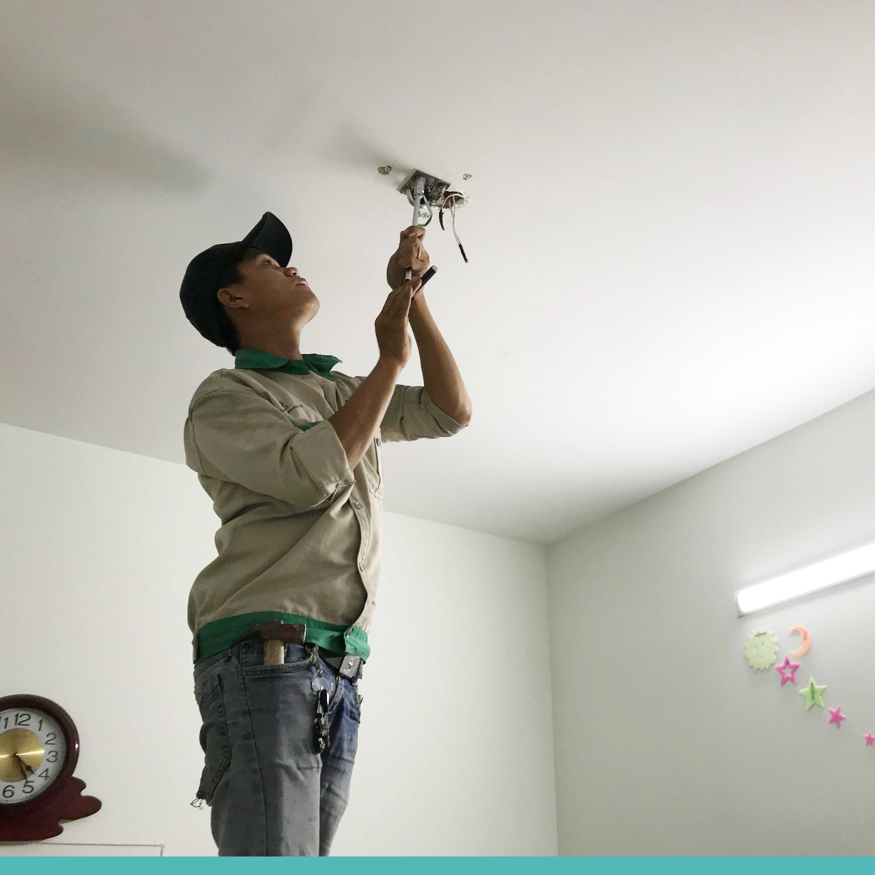 Cung Cấp Nhân Công Lắp Đặt Đèn Theo Giờ | Thợ Điện Linh Hoạt