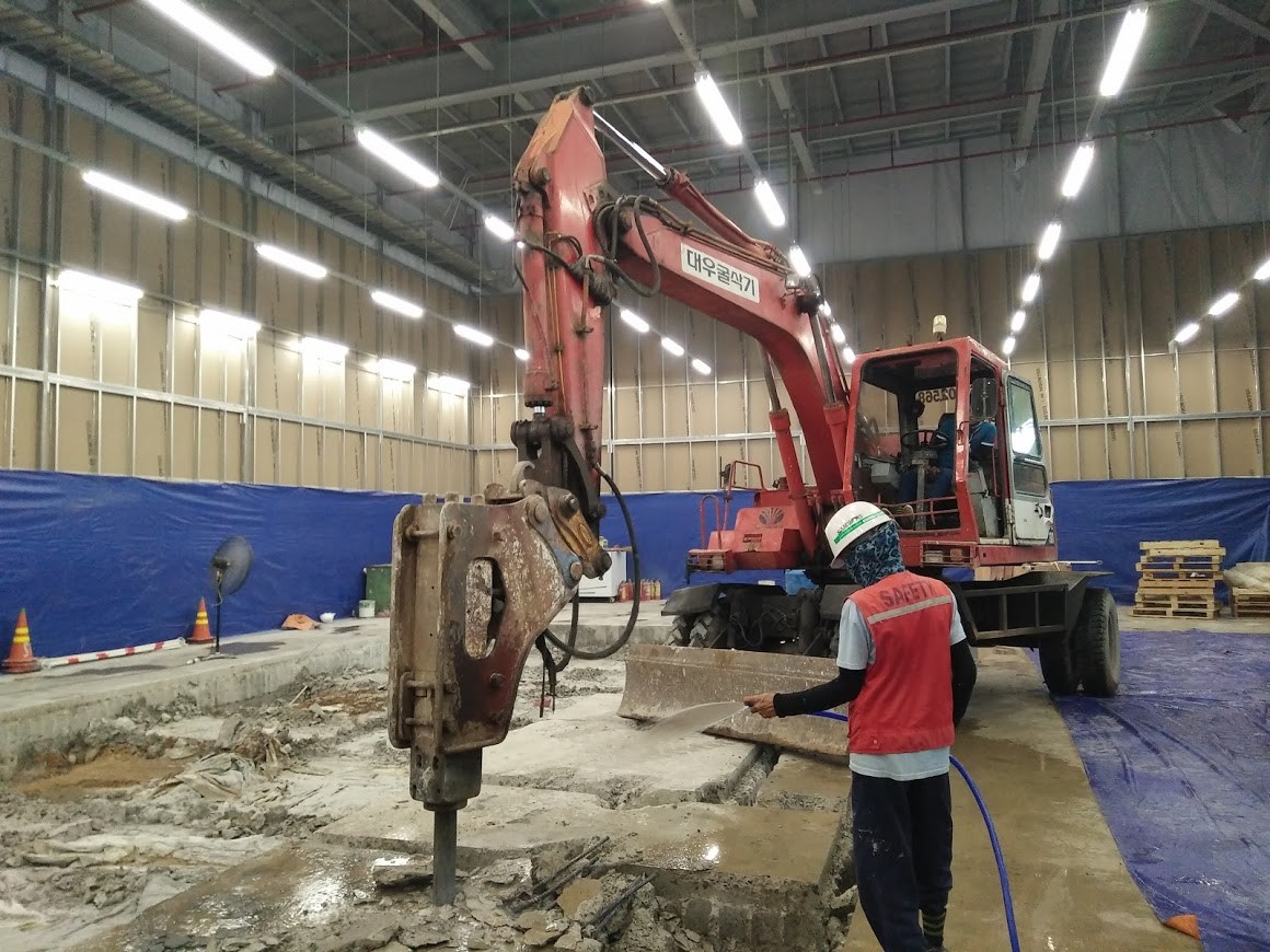 Dịch vụ đục chuyên nghiệp