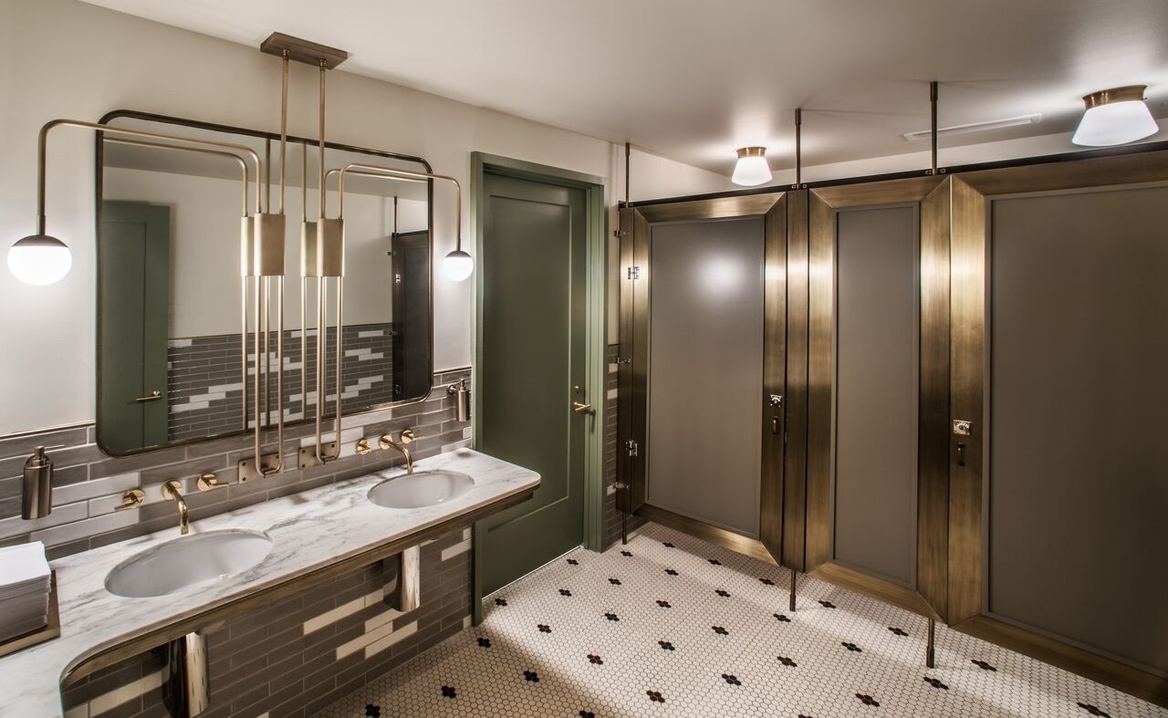 Đo đạc WC cửa hàng