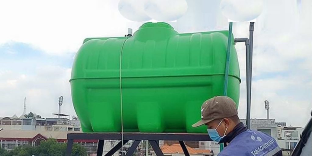 Lắp bồn nước nhựa