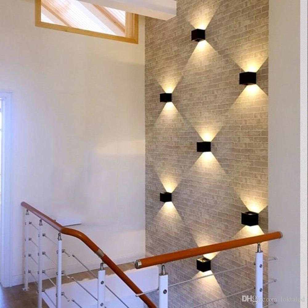 Lắp Đặt Đèn Tường | Thi Công Đèn Chiếu Sáng An Toàn