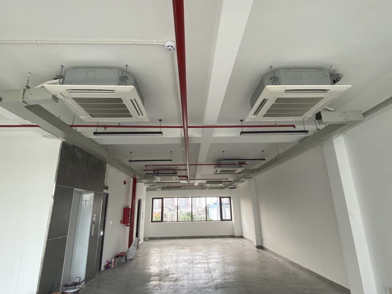 Lắp Đặt Máy Lạnh Giấu Trần | Thẩm Mỹ Cao – Phân Bổ Gió Đều