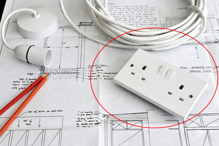 Lắp ổ cắm điện nhà vườn