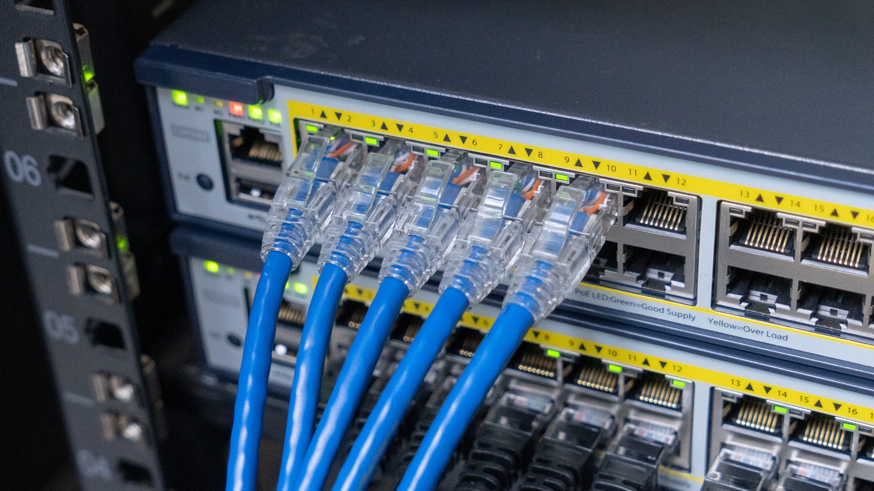 Lắp switch mạng