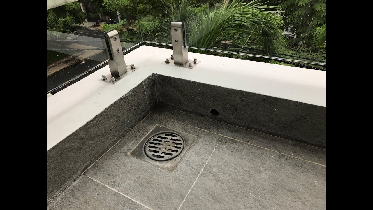 Lắp thoát nước ban công