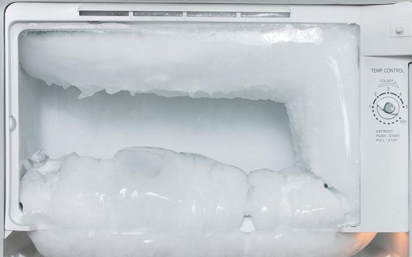 Sửa tủ lạnh bị đóng tuyết