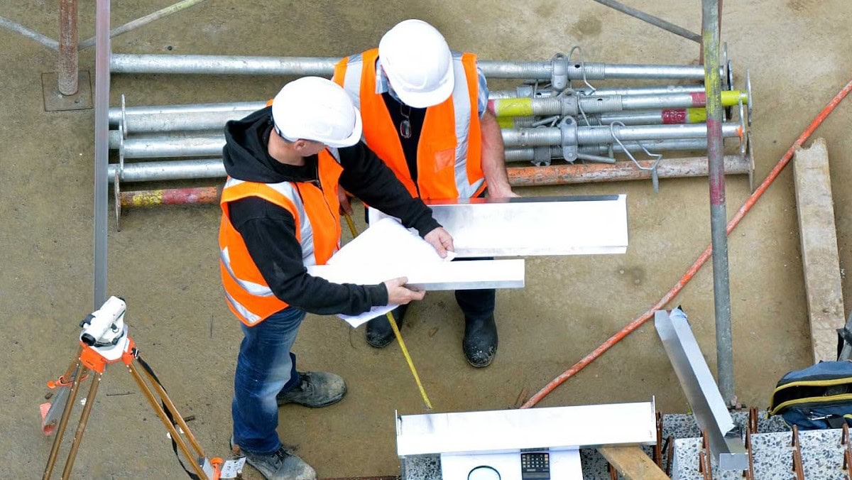Khảo sát vị trí cắt công trình
