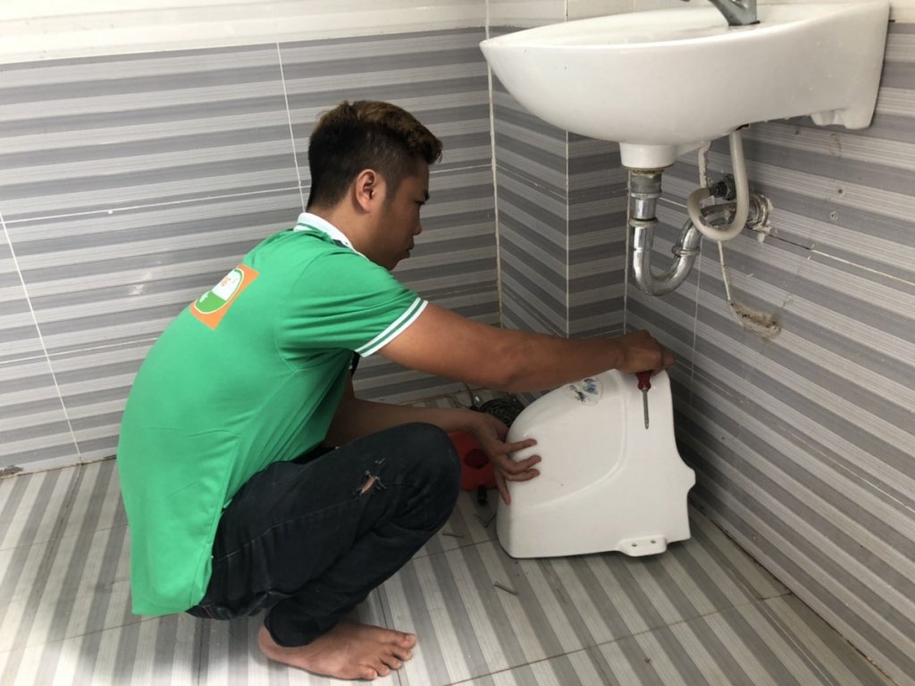 Lắp lavabo mới