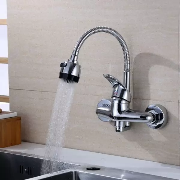 Lắp vòi nước bếp