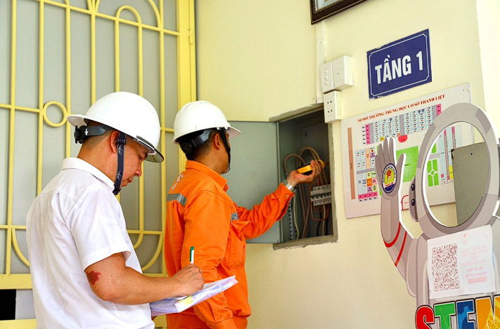 Nâng cấp điện nhà phố bán lại