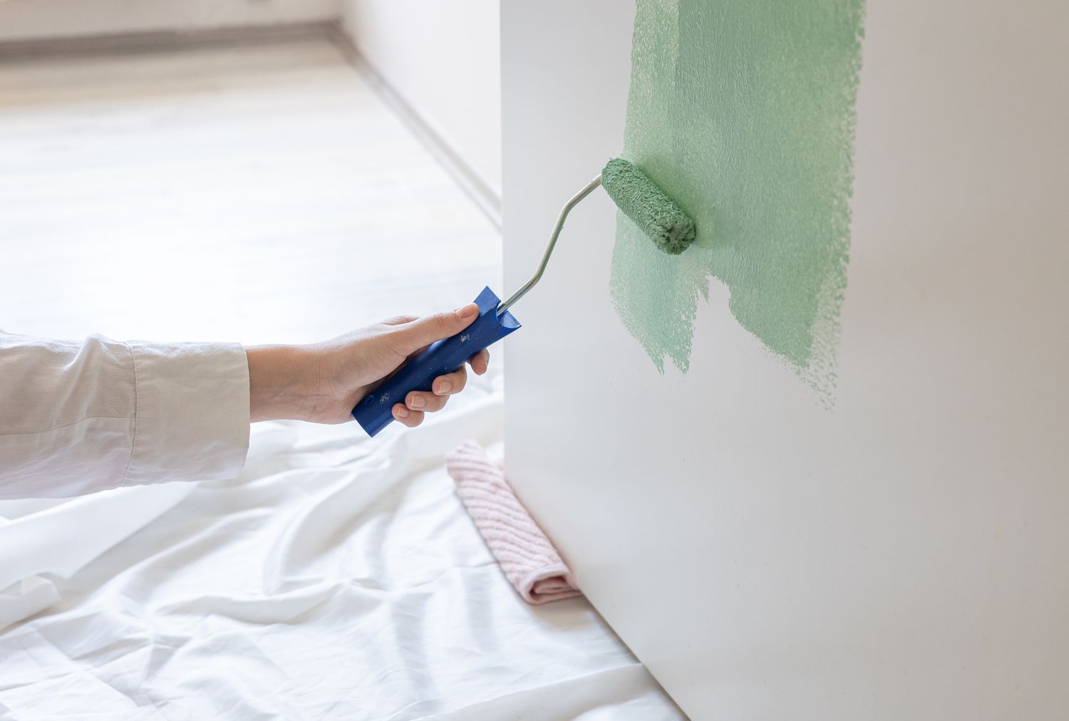 Sơn lại nhà trước khi bán