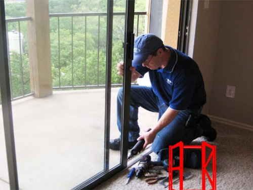 Sửa chữa cửa nhôm kính