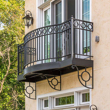 Sửa lan can ban công