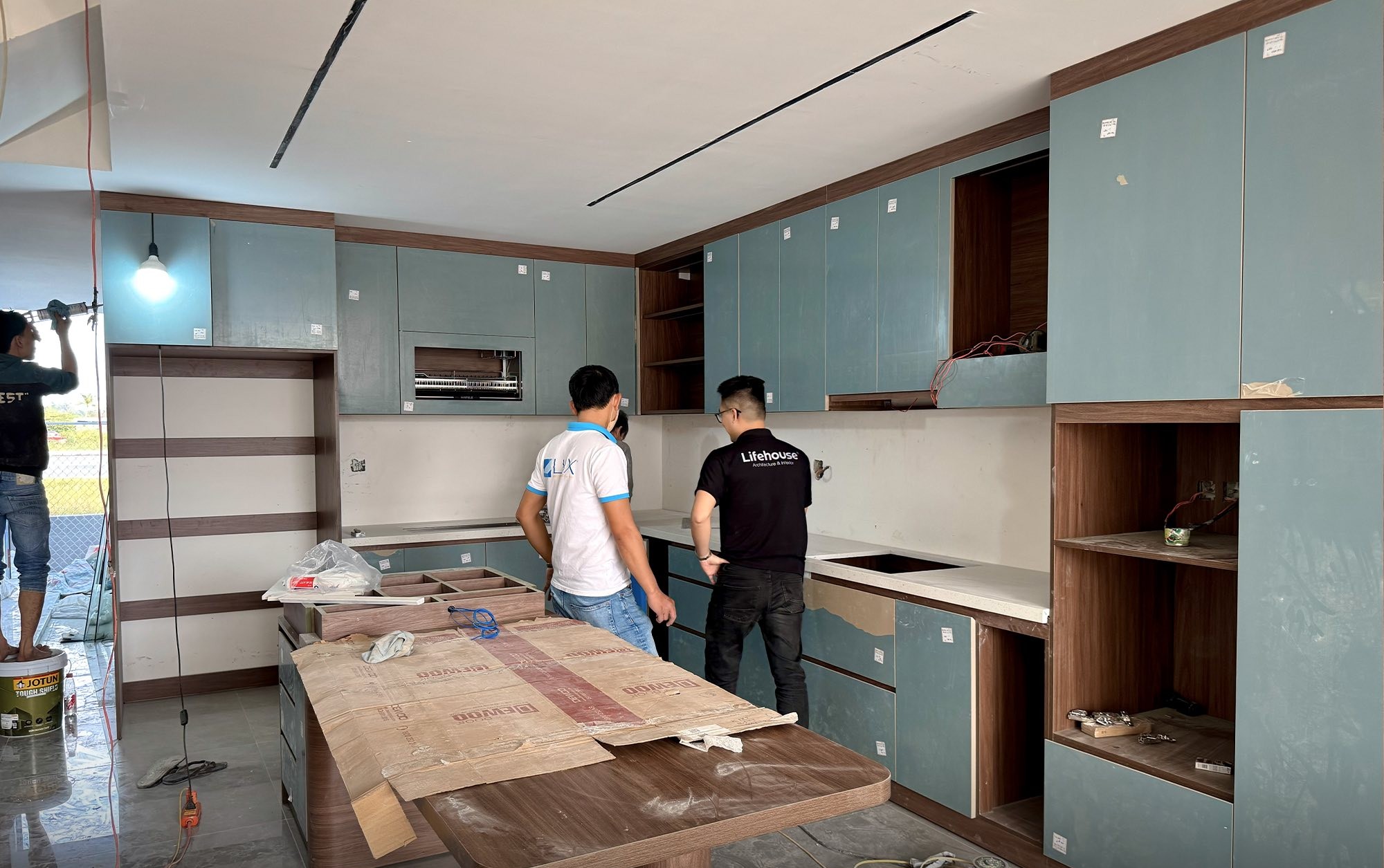 Thi công bếp sau cải tạo