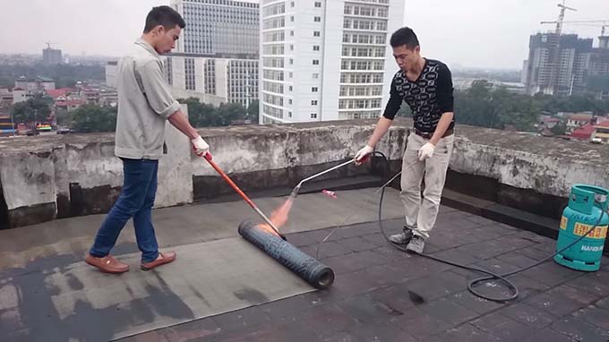Thi công chống thấm sân thượng màng khò