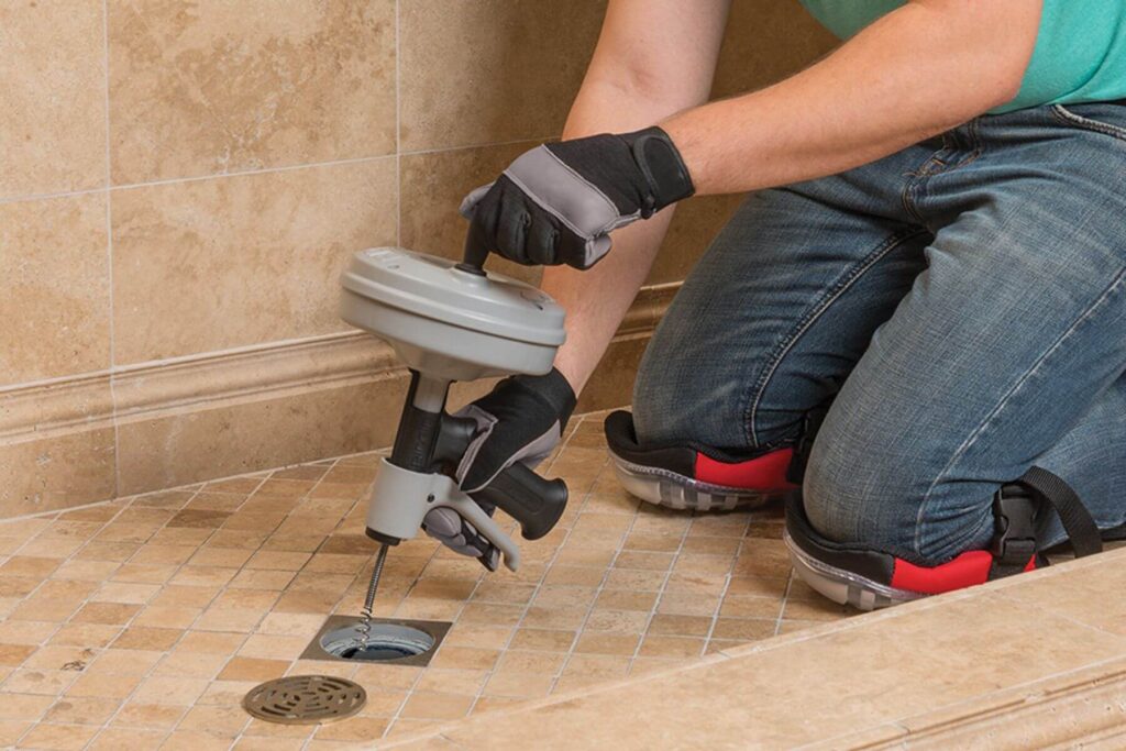 Thông tắc sàn WC