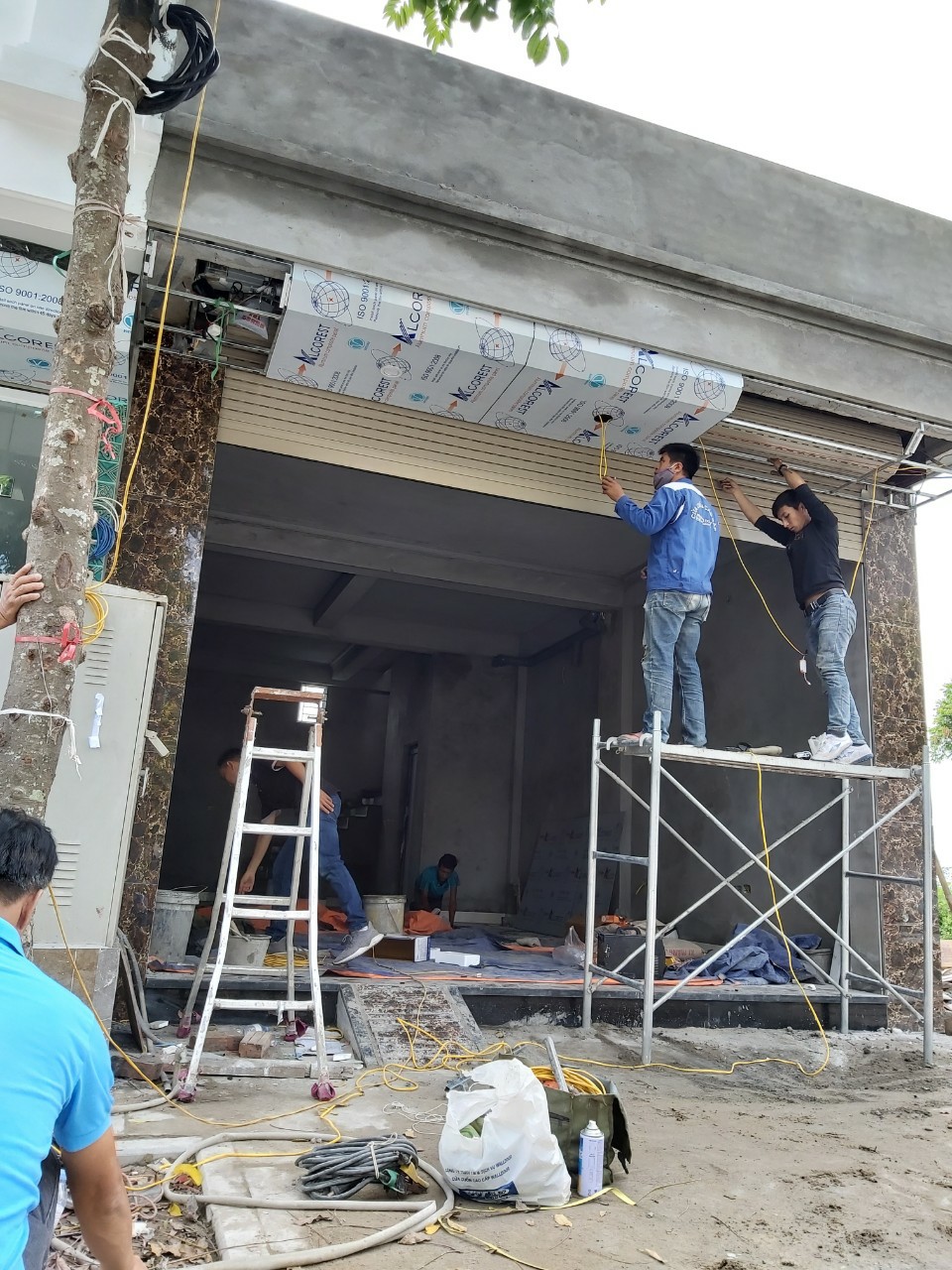 Tư vấn vật liệu cửa