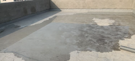 Xử lý thấm sân thượng lâu năm